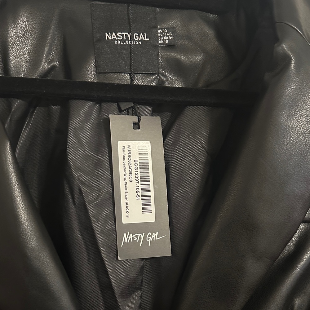 Nasty Gal Black Leather Look Jacket - Picture 3 of 11
